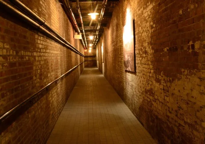 BeneathTheBreakersCarousel2