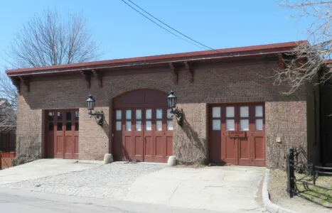 Breakers-Stable-&-Carriage-House_front-facade