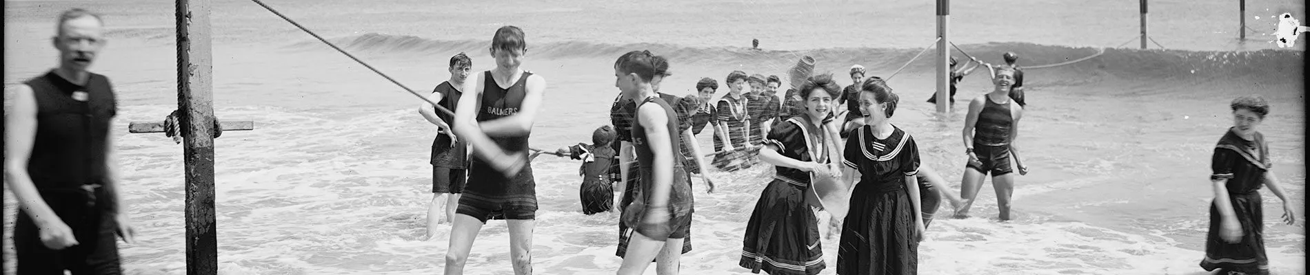 1900x400_Lecture6_Surf-bathing-Between1901-and-1905_LibCongress_-