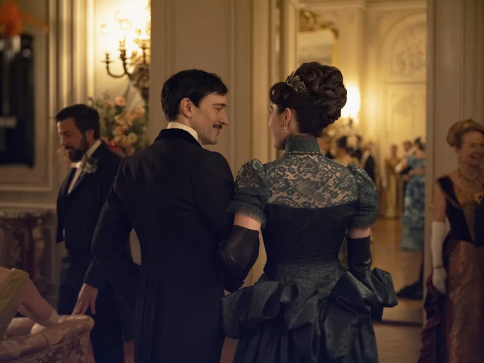 Gilded Age Season 3_Ep8_blake-ritson-kelley-curran_1