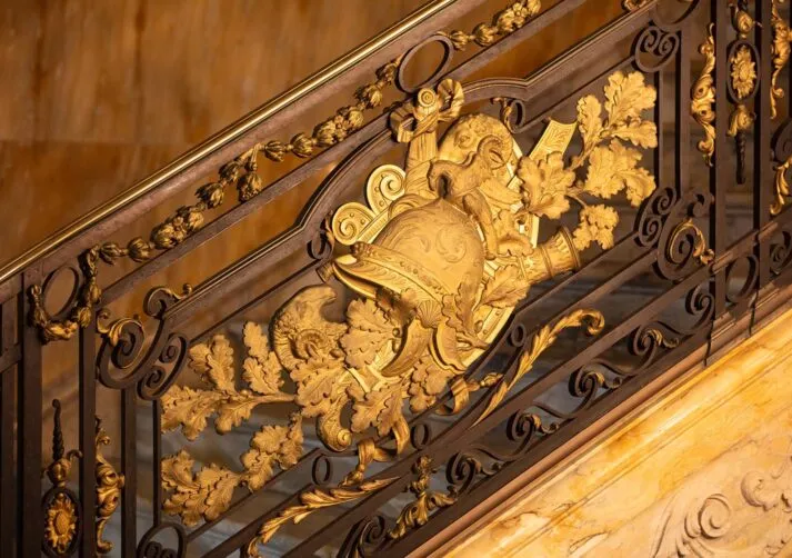 SymposiumFrenchCarouselImage3