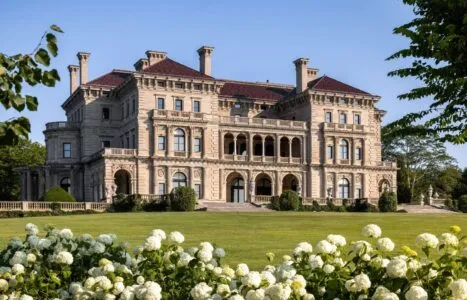 Members-Only Breakers Tour Website