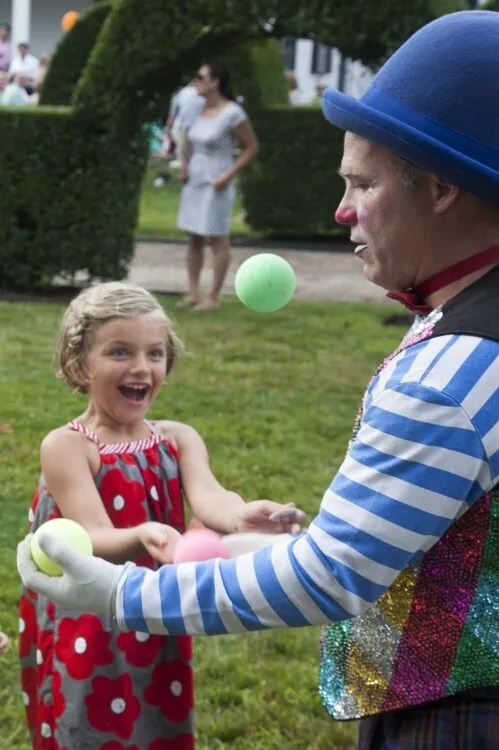 17HandsOnFunFamilyPrograms