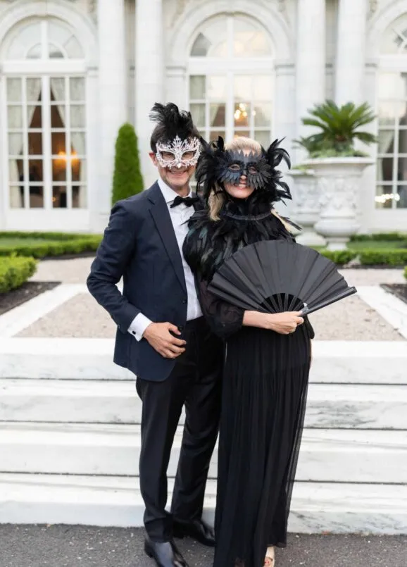 SummerDinnerDanceMasqueradeGallery_10